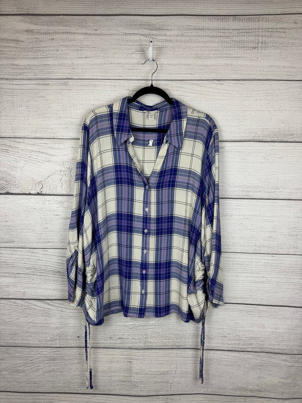 Cato Plus Size Purple Blue Knit Plaid Button Up Blouse Size 22/24W